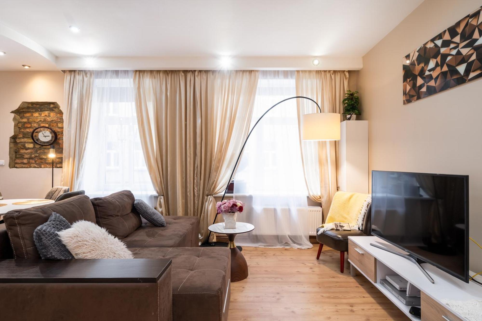 Апартаменты Baltic Amber In Diplomatic District & Free Parking Рига Экстерьер фото